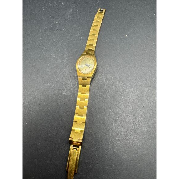 Vintage La Marque Manual Mechanical Oval Gold Tone Solid Link Watch 17 Jewels - Picture 10 of 13
